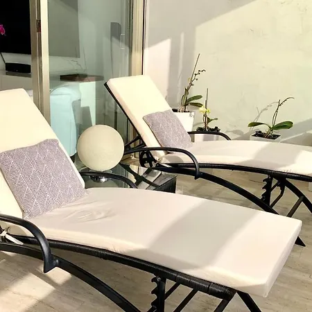 Sea View Luxury Apartment *